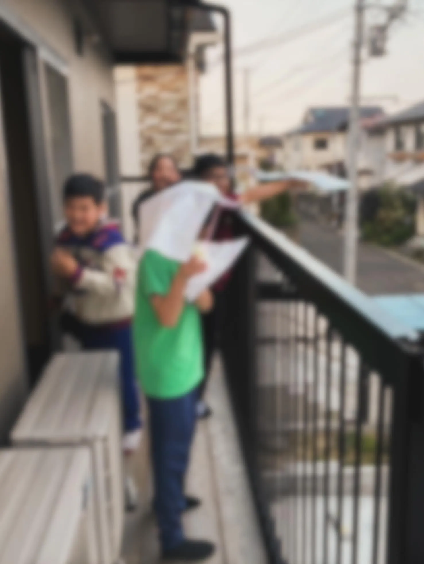 毎年恒例の明和塾小学生クラスイベント「エッグドロップチャレン...